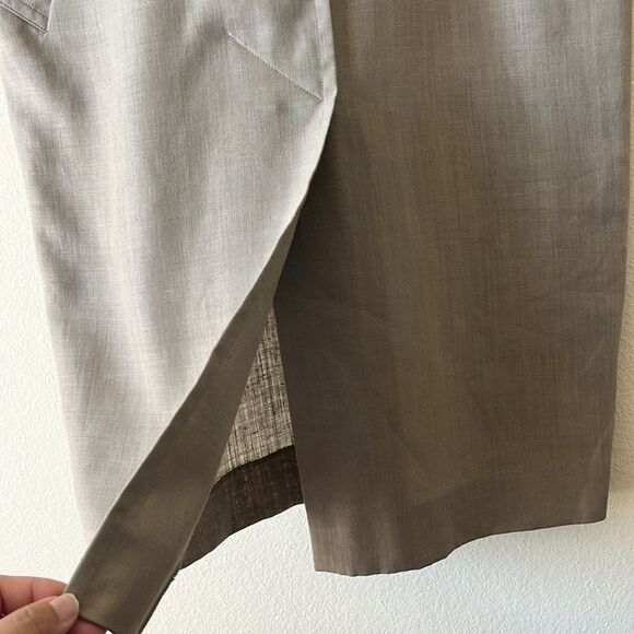 Guy Laroche Minimalist Linen Blend Sleeveless Gray Midi Dress with Button Detail - Picture 5 of 10